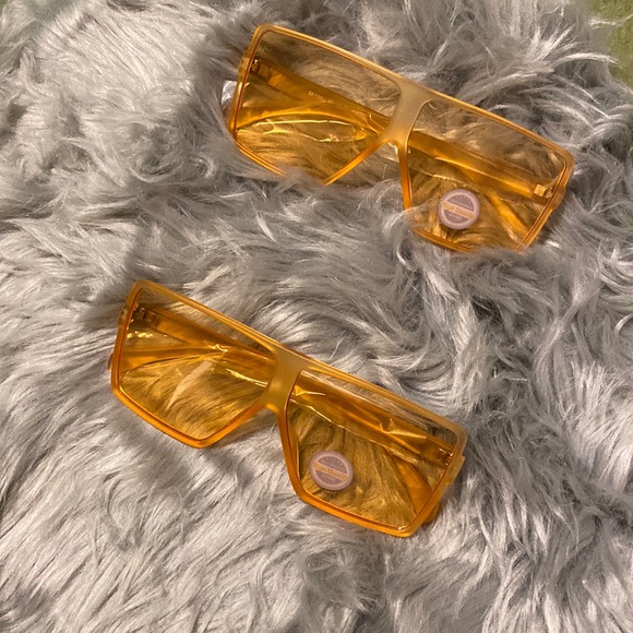 Sunglasses - Picture 1 of 1